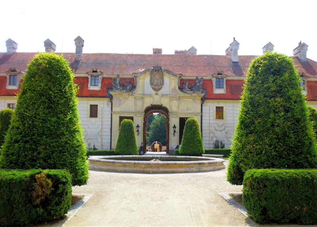 Hotel Hubertus Вальтице Экстерьер фото