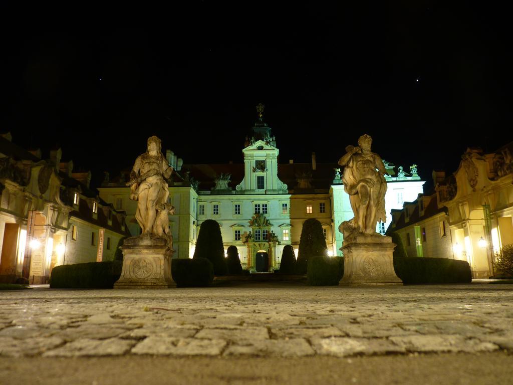 Hotel Hubertus Вальтице Экстерьер фото
