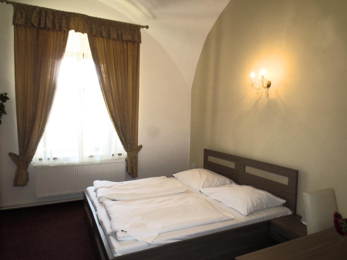 Hotel Hubertus Вальтице Экстерьер фото